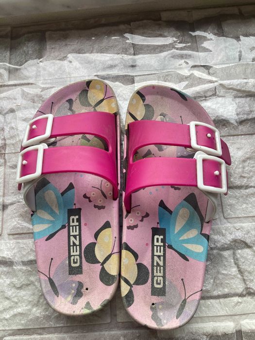 Детски боти, маратонки, чехли, цвички  31 номер