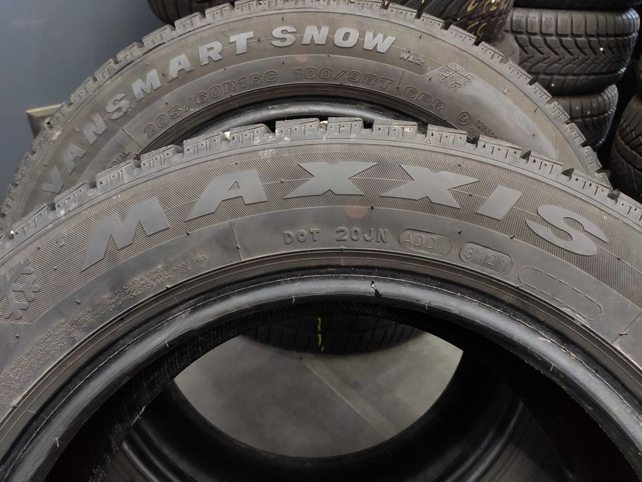 2бр Зимни Гуми 205 60 16 С - Maxxis - DOT 2021