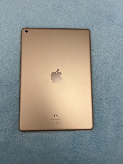 Продаю Ipad 7 с apple pencil