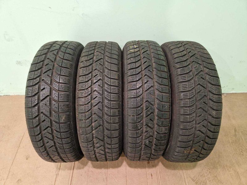4 Pirelli R15 175/65/ 
зимни гуми 
DOT2418