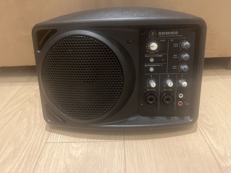 Mackie SRM 150 speaker