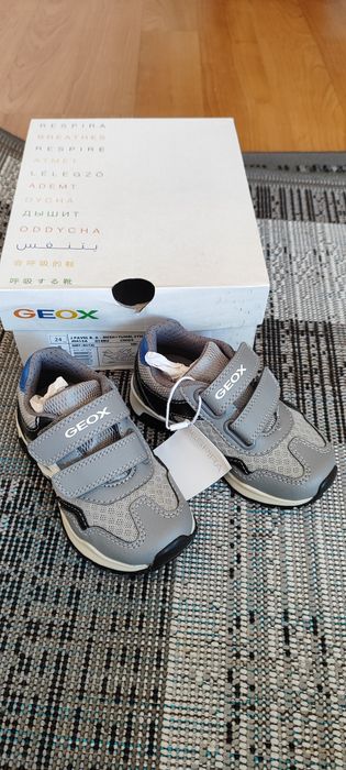 Чисто нови детски маратонки Geox