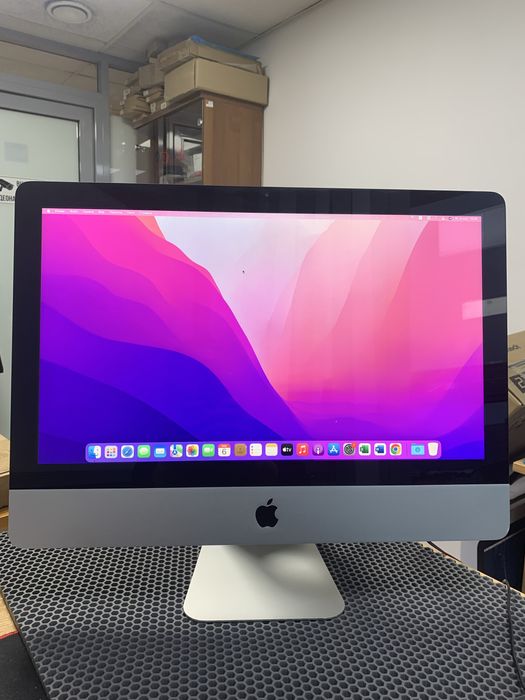 iMac 21. Ssd. Mac OS Monterey.