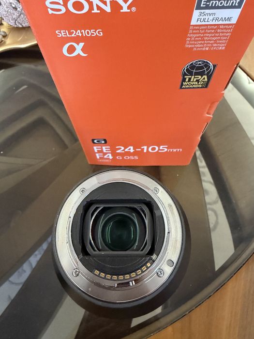 Обектив Sony FE 24-105mm F4 G OSS