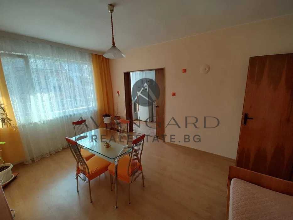 Продава се Четиристаен апартамент в Пловдив, Център - 120 кв.м за 2040 €/кв.м - Снимка #6