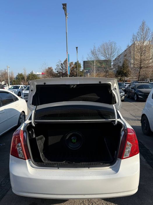 Срочно продаётся Ласетти в отличном состоянии