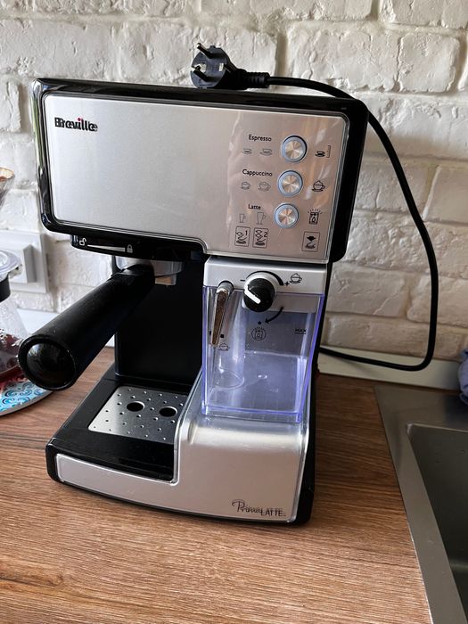 Vând espressor de cafea Breville
