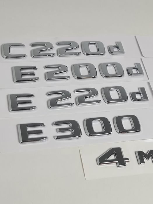 Pachet-Set-Motorizare-Scris-Spate-Haion-Mercedes+Emblema-4Matic-Crom-Negru-C220d-E200d-E220d-GLC220d-CLS350d-CLS400d-E300d-GLE350d-GLE400d-S500-S580e