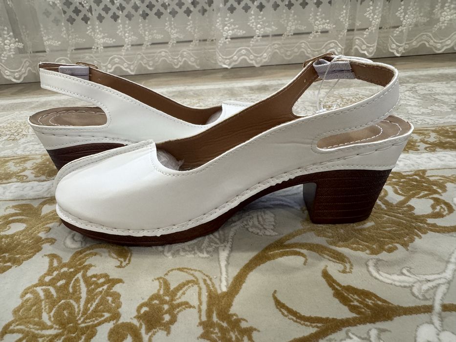 Продам туфли женские