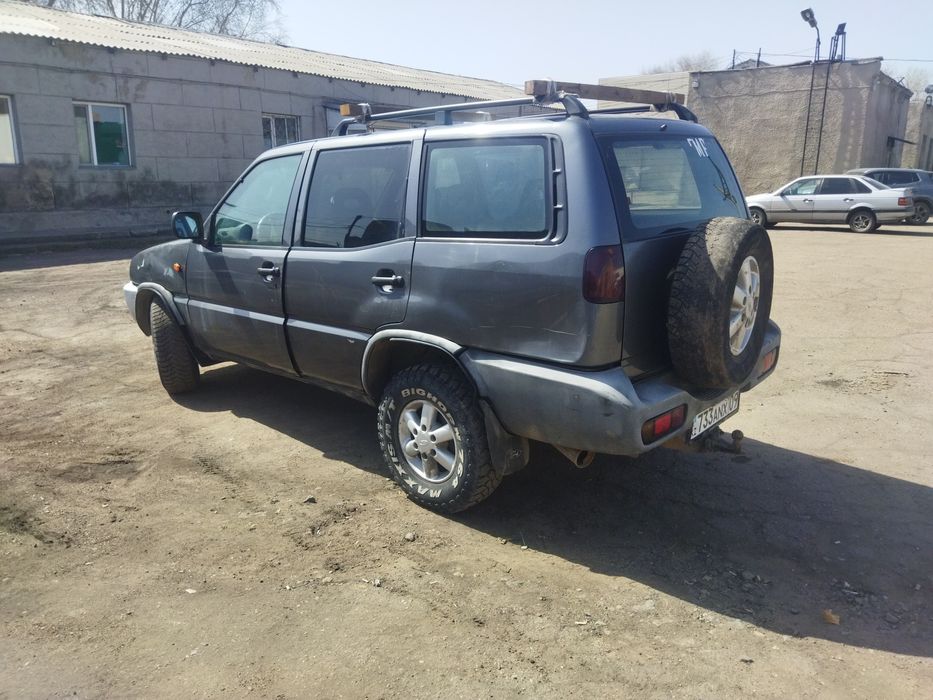 Джип ниссан террано 2