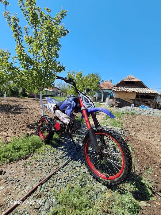 Vînd cross 125cc