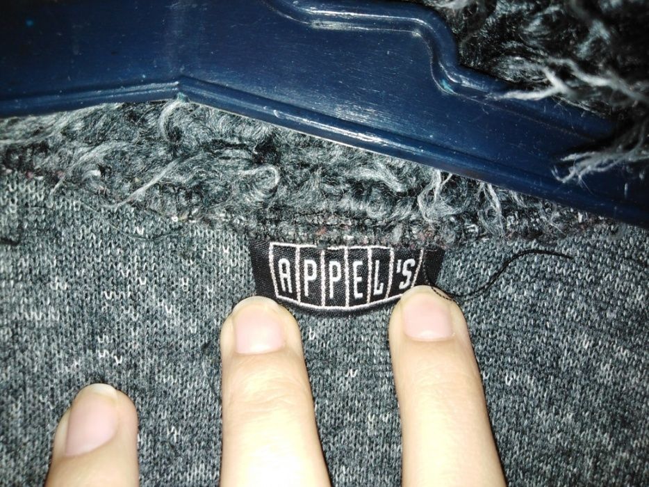 Парка жён. И шубка женская.