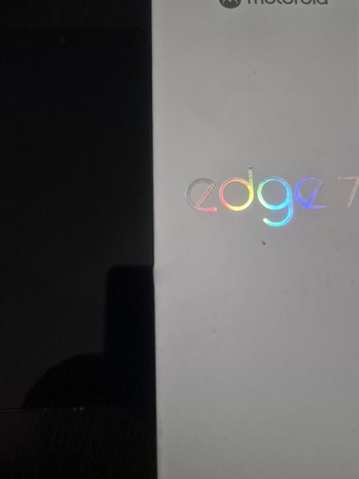 Моторола edge 70 green