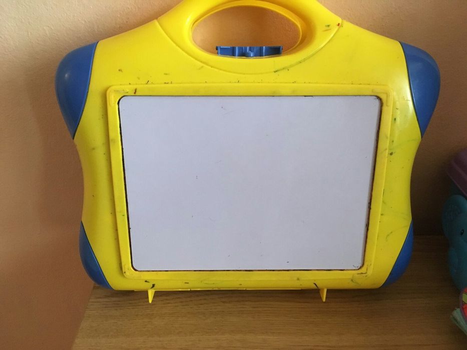 Комплект Магнитна дъска и забавна игра мозайка