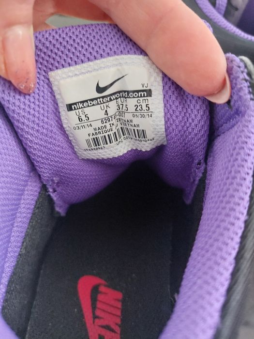 Дамски маратонки Nike