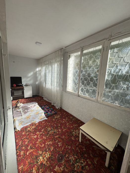 Qizlarga va Ayolarga kivartera