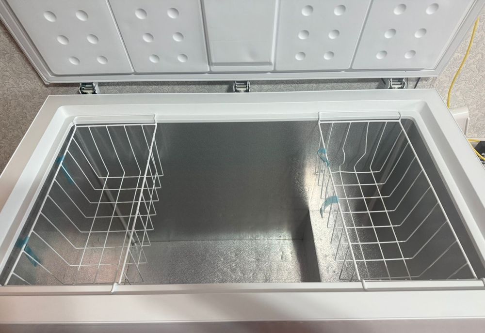 Морозильная камера  "Hansa"