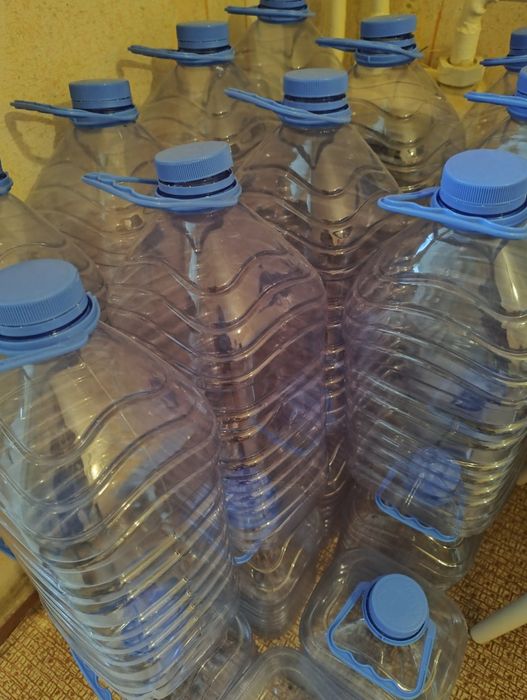 Продам 5 литровые тары