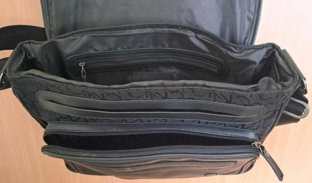 Geantă laptop Calvin Klein, nouă