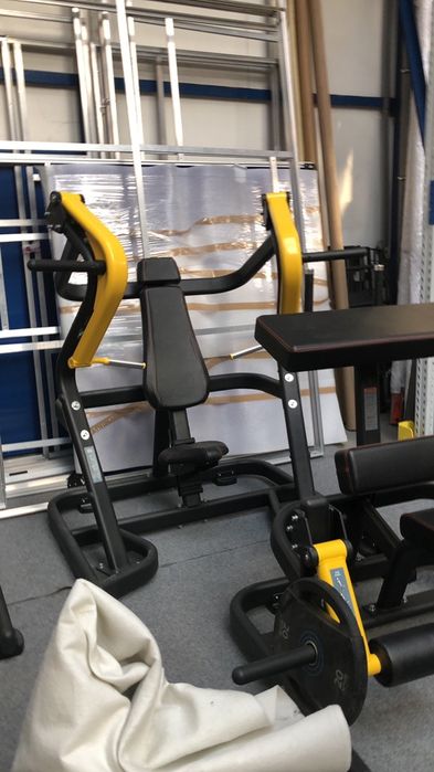 Depozit aparate technogym free