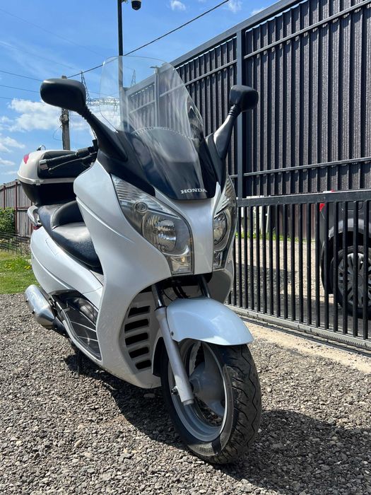 Scuter Honda S-wing 125 cc cu ABS