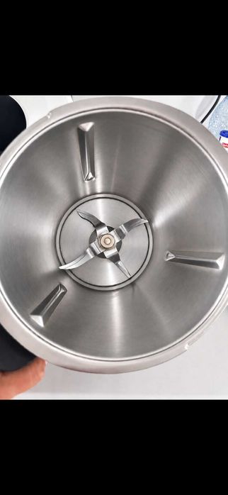 Thermomix TM6 cu doua boluri de mixare