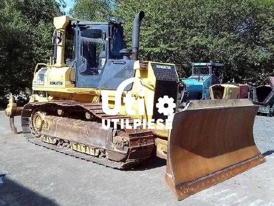 Dezmembrare Buldozer Komatsu D61EX-15 D61PX-15 D65EX-15 + piese