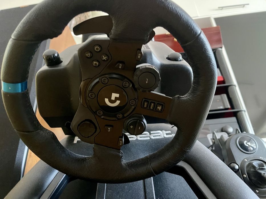 Playseat logitech volan gaming G923 pt ps5