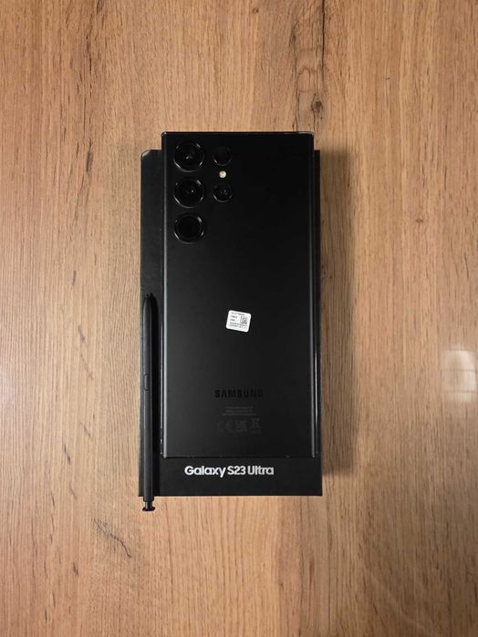 Samsung S23 ultra, 256GB, 8GB RAM, Phantom Black, pachet complet + huse, stare foarte buna, 100% functional