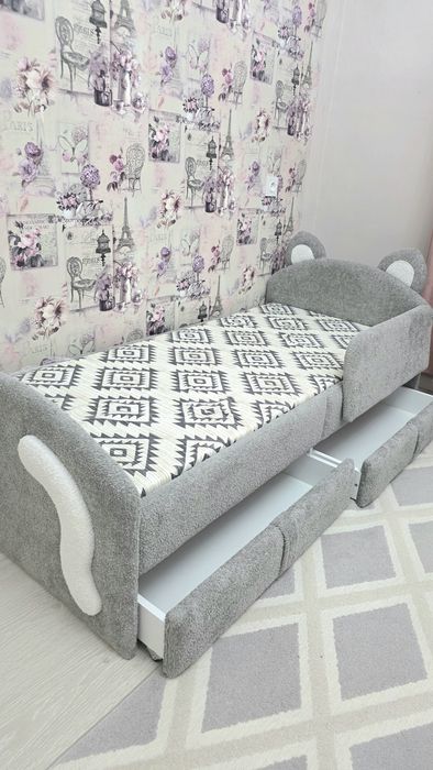 Кровать детский новый