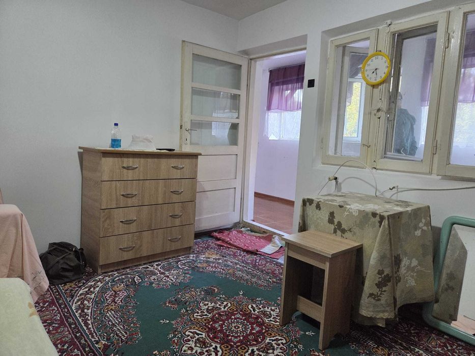 Casa de vinzare in comuna  NANOV