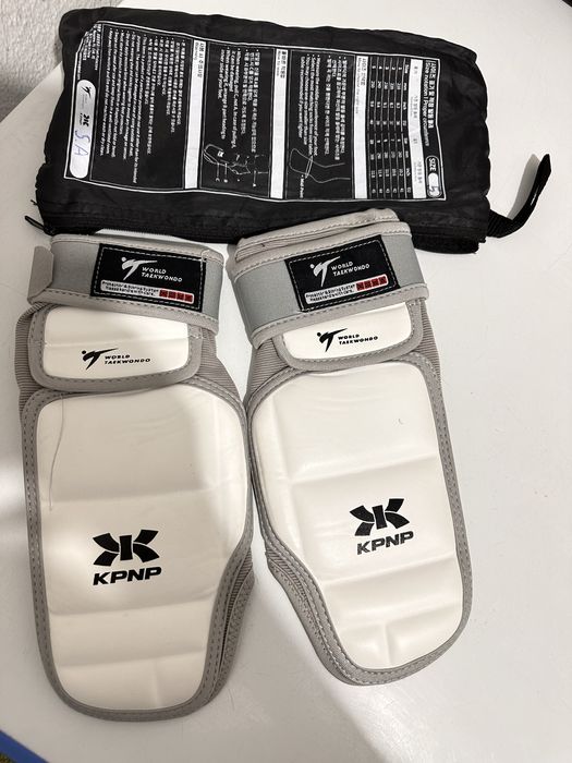 Электронные носки для Таэквандо