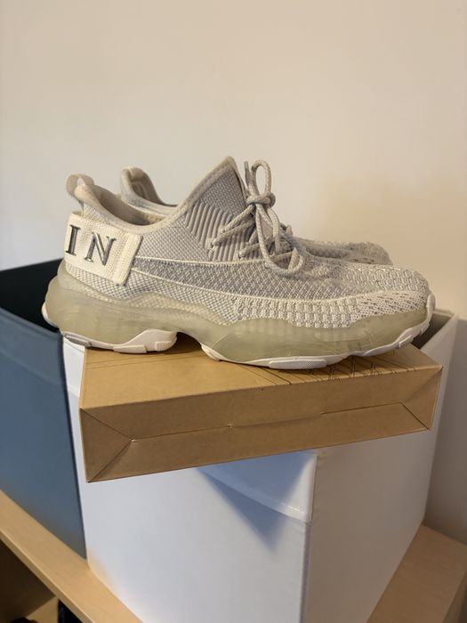 Sneakers Philip Plein masura 42  purtati de 3-4 ori stare perfecta,model deosebit