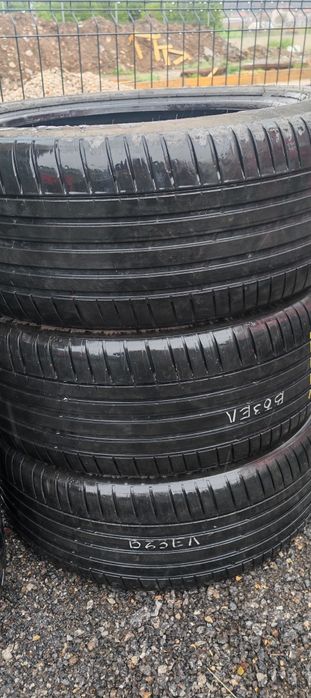 Michelin Pilot   285 45 R22