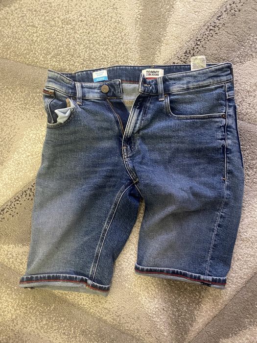 Blugi 3 perechi(Tommy,Levi’s)