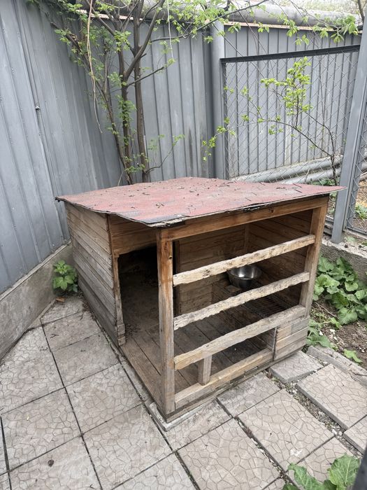 Будка для крупной собаки, б/у.