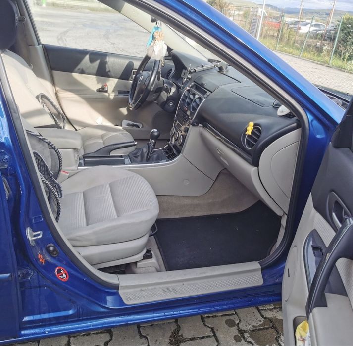 Vand Mazda 6 din 2006, benzina si gpl, negociabil.