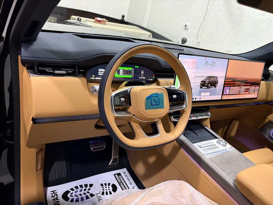 Zeekr 9x Ultra Растоможенная.Крутяшиеся сидения!Black piano!