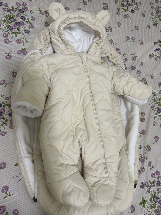 Продам конверт и костюм