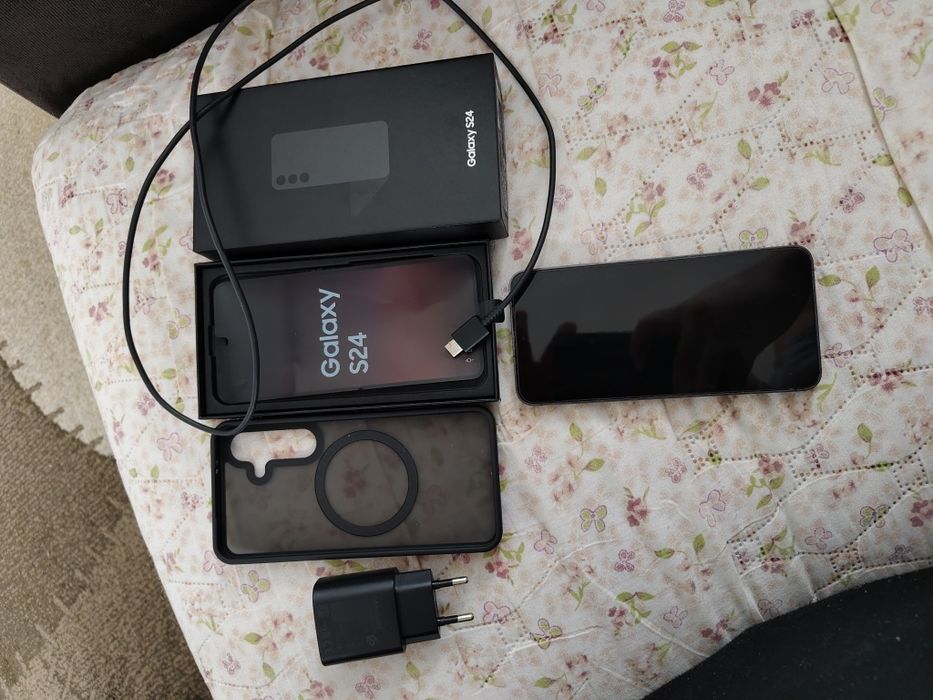 Продаю Samsung S24