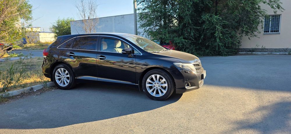 Продам toyota venza 2013г.
