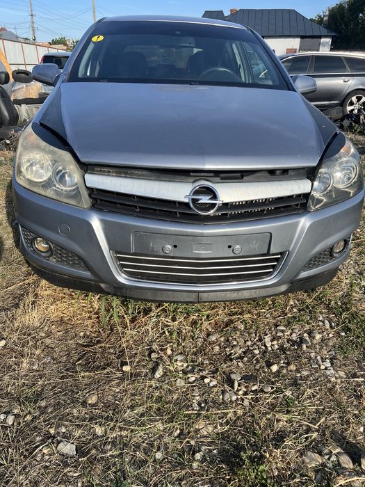 Capota astra h an 2008