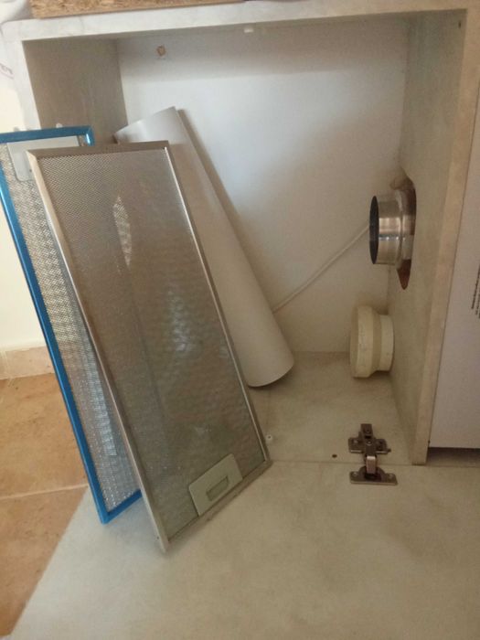 Абсорбатор - нов, неизползван, 5г. гаранция, закупен на 27.11.2024г