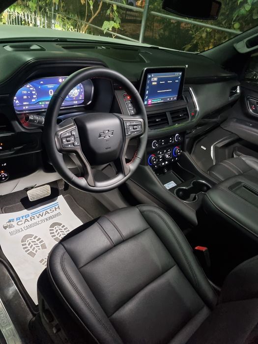 Chevrolet Tahoe 2023 — 3