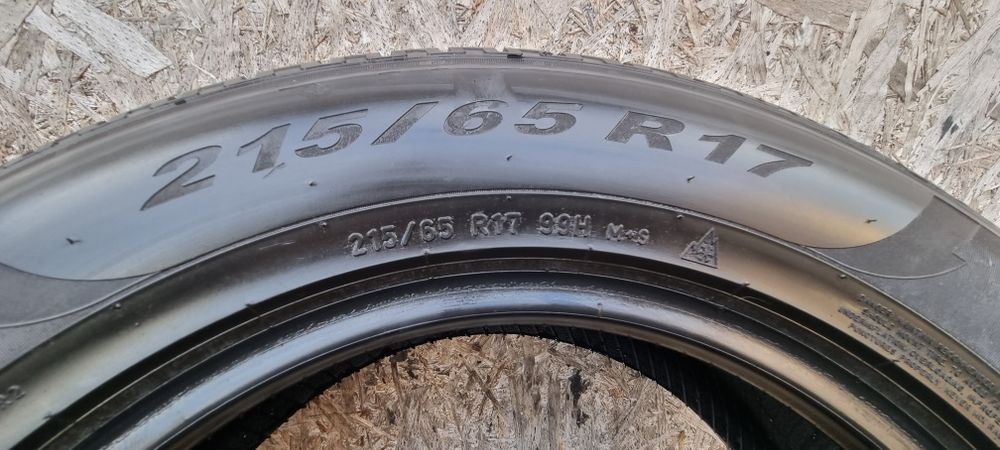 Anvelope Pirelli Scorpion Winter M+S iarnă 215/65 R17 99H