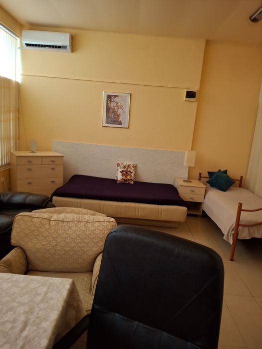 Под наем студио на партер