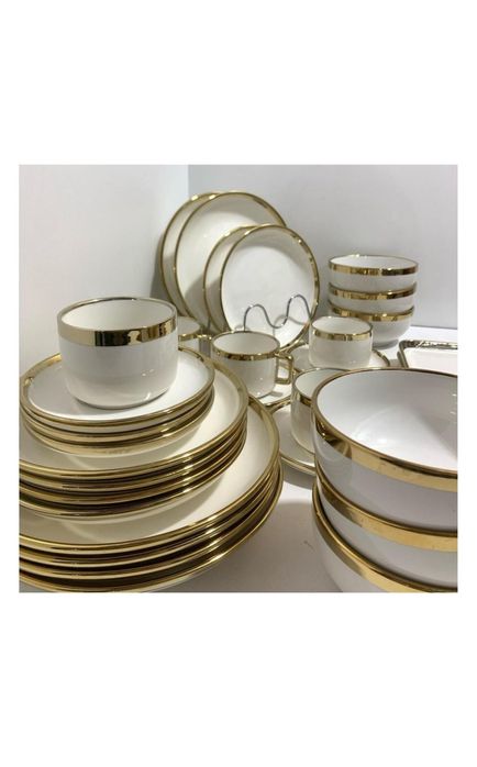 Продам сервиз почти новый