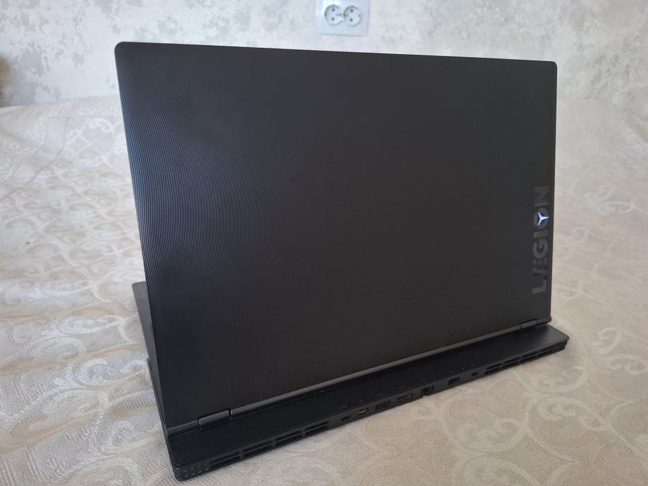 Продается игровой ноутбук