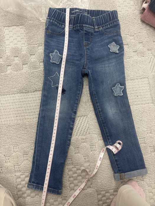 Брюки на 3-4 года, по 2500