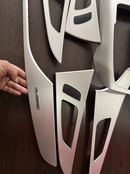 Интериорни лайсни-драскан алумин,Audi A6 C7